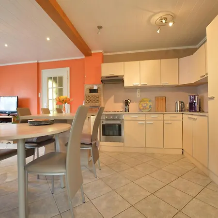 Retreat Near Forest 펜션 와이메스