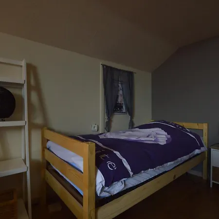 Retreat Near Forest * Weismes